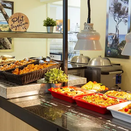 Sowell Residences Les Lauriers Roses 3*