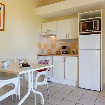 Sowell Residences Les Lauriers Roses Szálloda