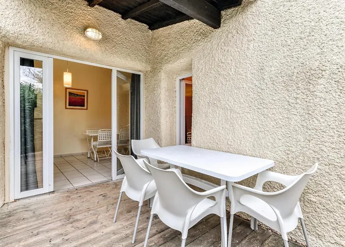 호텔 Sowell Residences Les Lauriers Roses 3*