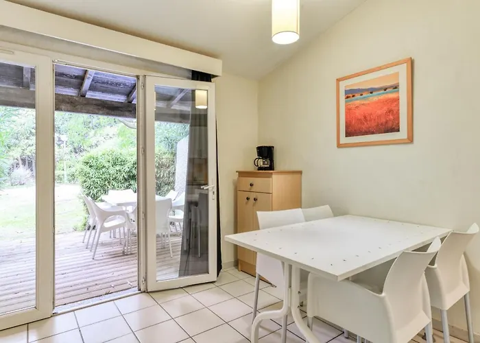 Sowell Residences Les Lauriers Roses Hotel