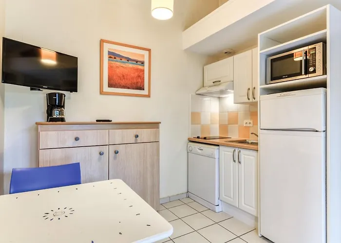 Sowell Residences Les Lauriers Roses 3* 아그