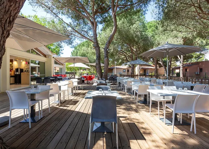 Sowell Residences Les Lauriers Roses 3* 아그