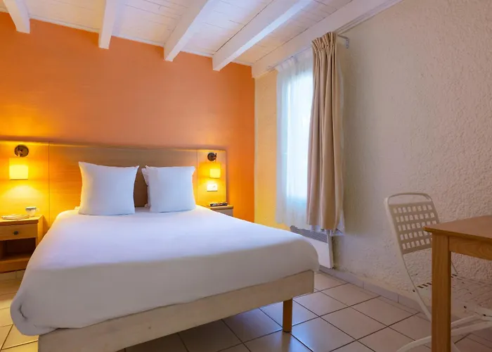 Sowell Residences Les Lauriers Roses 3* 아그