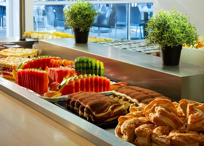 Hotel Sowell Residences Les Lauriers Roses 3*