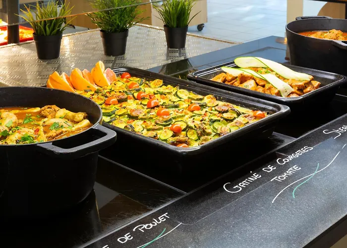 Sowell Residences Les Lauriers Roses Hotel 3*